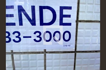 Apartamento à venda com 170m², 4 quartos e 2 vagas Apartamento à venda com 170m², 4 quartos e 2 vagasPlaca