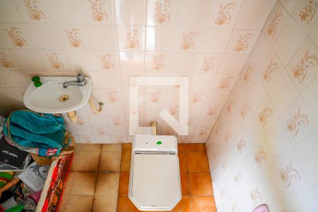 Casa à venda com 217m², 2 quartos e 2 vagas Casa à venda com 217m², 2 quartos e 2 vagasBanheiro de serviço