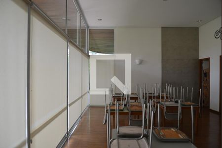 Apartamento à venda com 440m², 6 quartos e 4 vagasÁrea comum - Salão de festas