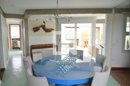 Apartamento à venda com 440m², 6 quartos e 4 vagasCopa