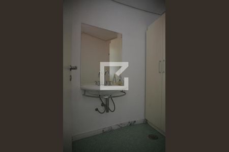 Apartamento à venda com 440m², 6 quartos e 4 vagasBanheiro da Suíte 4