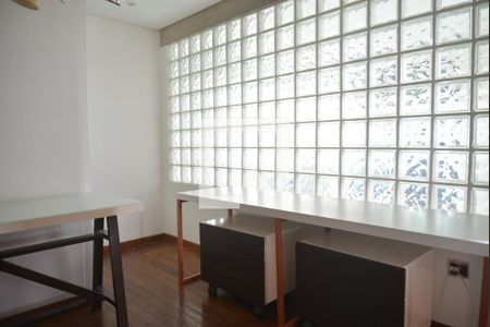 Apartamento à venda com 440m², 6 quartos e 4 vagasQuarto Suite 4
