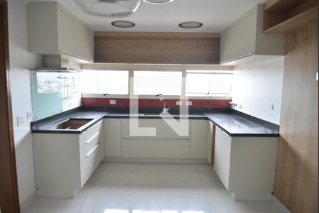 Apartamento à venda com 440m², 6 quartos e 4 vagasCozinha