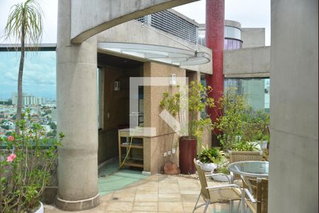 Apartamento à venda com 440m², 6 quartos e 4 vagasCobertura