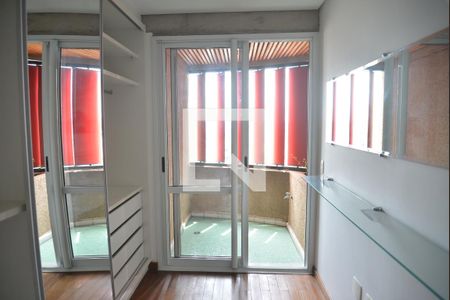 Apartamento à venda com 440m², 6 quartos e 4 vagasQuarto suite 5