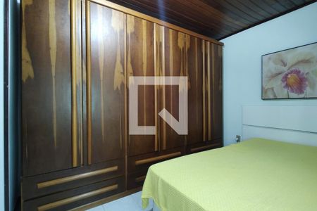 Casa de condomínio à venda com 203m², 3 quartos e 3 vagas Casa de condomínio à venda com 203m², 3 quartos e 3 vagasQuarto 1 - Suíte