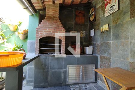 Casa de condomínio à venda com 203m², 3 quartos e 3 vagas Casa de condomínio à venda com 203m², 3 quartos e 3 vagasÁrea comum - Churrasqueira