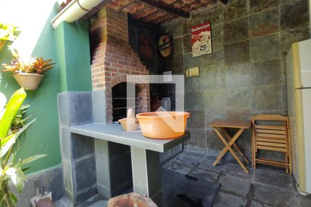 Casa de condomínio à venda com 203m², 3 quartos e 3 vagas Casa de condomínio à venda com 203m², 3 quartos e 3 vagasÁrea gourmet