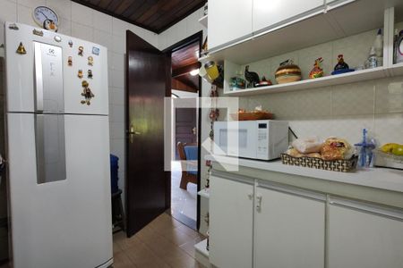 Casa de condomínio à venda com 203m², 3 quartos e 3 vagas Casa de condomínio à venda com 203m², 3 quartos e 3 vagasCozinha - Armários