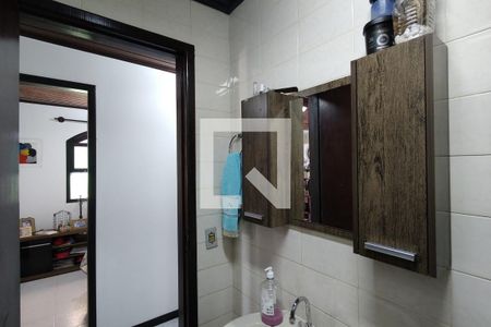 Casa de condomínio à venda com 203m², 3 quartos e 3 vagas Casa de condomínio à venda com 203m², 3 quartos e 3 vagasBanheiro Social