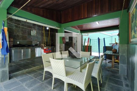 Casa de condomínio à venda com 203m², 3 quartos e 3 vagas Casa de condomínio à venda com 203m², 3 quartos e 3 vagasÁrea gourmet