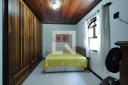 Casa de condomínio à venda com 203m², 3 quartos e 3 vagas Casa de condomínio à venda com 203m², 3 quartos e 3 vagasQuarto 1 - Suíte