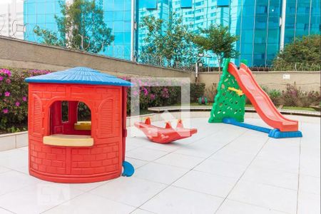 Apartamento à venda com 60m², 2 quartos e 1 vaga Apartamento à venda com 60m², 2 quartos e 1 vagaÁrea comum - Playground