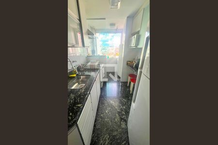 Apartamento à venda com 77m², 3 quartos e 1 vaga Apartamento à venda com 77m², 3 quartos e 1 vagaCozinha