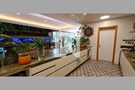 Casa à venda com 1045m², 4 quartos e 10 vagas
