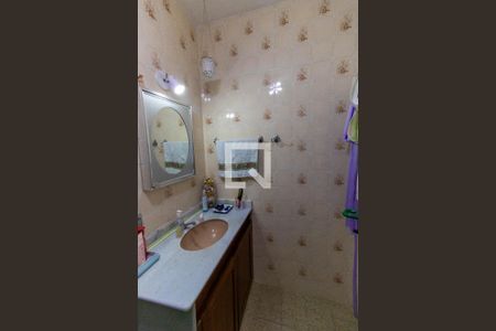 Apartamento à venda com 103m², 3 quartos e 1 vaga Apartamento à venda com 103m², 3 quartos e 1 vagaBanheiro