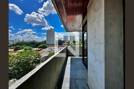 Apartamento para alugar com 195m², 4 quartos e 4 vagas Apartamento para alugar com 195m², 4 quartos e 4 vagasSacada