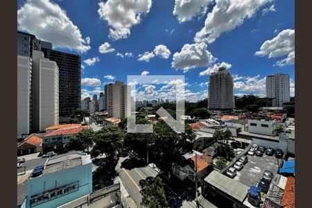 Apartamento para alugar com 195m², 4 quartos e 4 vagas Apartamento para alugar com 195m², 4 quartos e 4 vagasVista