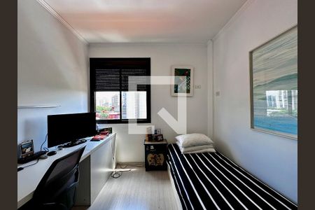 Apartamento para alugar com 195m², 4 quartos e 4 vagas Apartamento para alugar com 195m², 4 quartos e 4 vagasQuarto 4