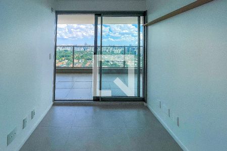 Quarto de apartamento para alugar com 2 quartos, 66m² em Pinheiros, São Paulo