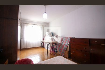 Casa à venda com 240m², 4 quartos e 2 vagas Casa à venda com 240m², 4 quartos e 2 vagasQuarto 3