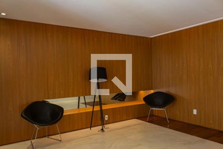 Apartamento à venda com 229m², 3 quartos e 3 vagas Apartamento à venda com 229m², 3 quartos e 3 vagasHall social