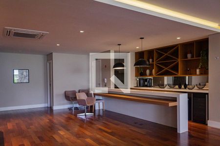 Apartamento à venda com 229m², 3 quartos e 3 vagas Apartamento à venda com 229m², 3 quartos e 3 vagasÁrea comum - Salão de festas