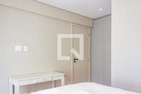 Apartamento à venda com 229m², 3 quartos e 3 vagas Apartamento à venda com 229m², 3 quartos e 3 vagasSuíte 2