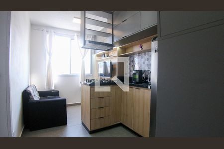 Sala e Cozinha de apartamento para alugar com 1 quarto, 24m² em Vila Prudente, São Paulo