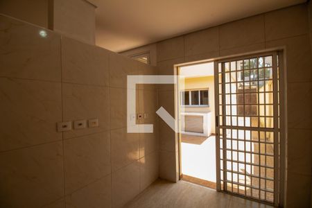 Casa à venda com 234m², 3 quartos e 2 vagas Casa à venda com 234m², 3 quartos e 2 vagasÁrea de Serviço