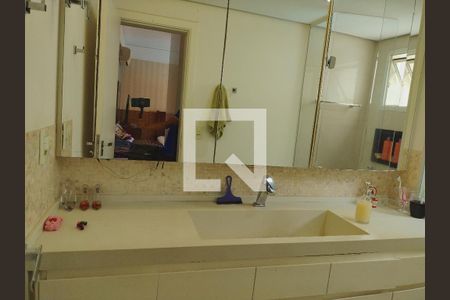 Apartamento à venda com 167m², 4 quartos e 3 vagas Apartamento à venda com 167m², 4 quartos e 3 vagasBanheiro do Quarto 5
