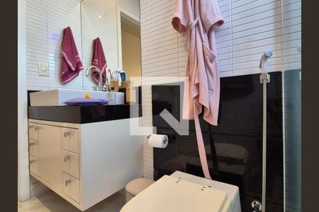 Apartamento para alugar com 250m², 4 quartos e 3 vagasBanheiro da Suíte 3