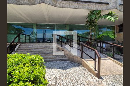 Apartamento para alugar com 250m², 4 quartos e 3 vagasEntrada