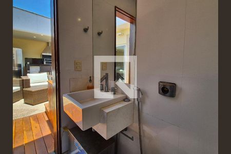 Apartamento para alugar com 250m², 4 quartos e 3 vagasBanheiro