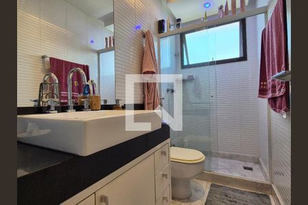 Apartamento para alugar com 250m², 4 quartos e 3 vagasBanheiro da Suíte 3