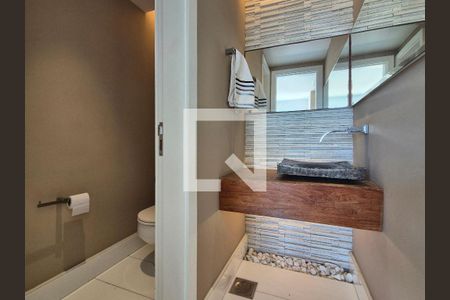 Apartamento para alugar com 250m², 4 quartos e 3 vagasLavabo