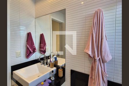 Apartamento para alugar com 250m², 4 quartos e 3 vagasBanheiro da Suíte 3