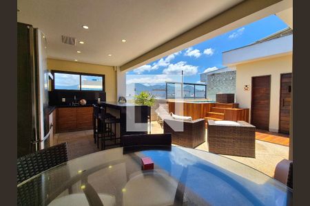 Apartamento para alugar com 250m², 4 quartos e 3 vagasVaranda gourmet