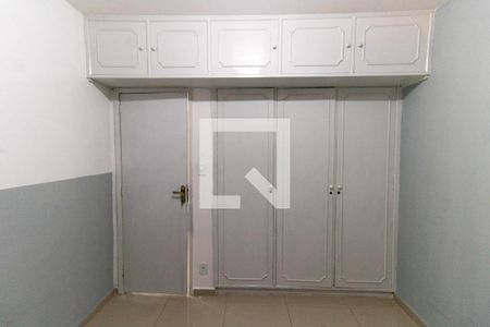 Apartamento à venda com 183m², 3 quartos e 1 vagaQuarto 2
