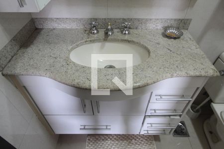 Casa à venda com 240m², 6 quartos e 3 vagasQuarto