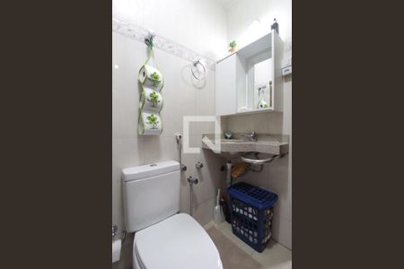 Casa à venda com 240m², 6 quartos e 3 vagasBanheiro Social