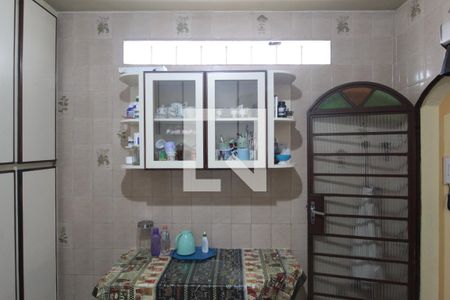 Casa à venda com 240m², 6 quartos e 3 vagasCozinha