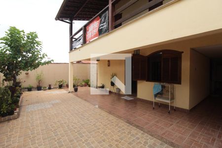 Casa à venda com 240m², 6 quartos e 3 vagasGaragem