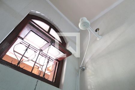 Casa à venda com 240m², 6 quartos e 3 vagasBanheiro Social