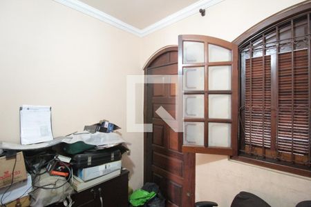 Casa à venda com 240m², 6 quartos e 3 vagasQuarto 2