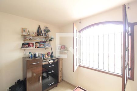 Casa à venda com 240m², 6 quartos e 3 vagasQuarto 5