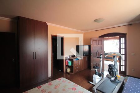 Casa à venda com 240m², 6 quartos e 3 vagasQuarto