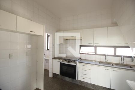 Apartamento à venda com 230m², 4 quartos e 3 vagasCozinha 