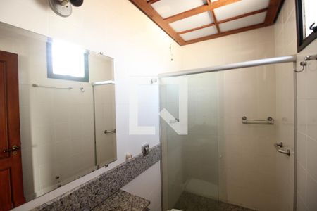 Apartamento à venda com 230m², 4 quartos e 3 vagasBanheiro 