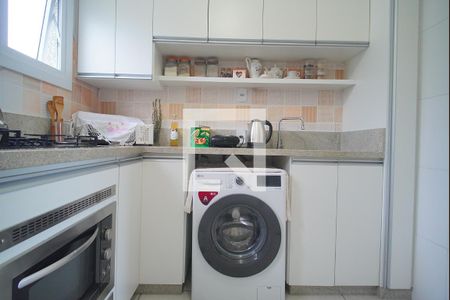 Apartamento à venda com 51m², 2 quartos e 1 vaga Apartamento à venda com 51m², 2 quartos e 1 vagaBanheiro